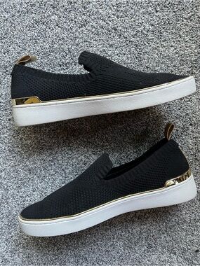 Micheal by Micheal Kors Black Knit Pull On Casual Sneaker Loafer Gold 9.5 M